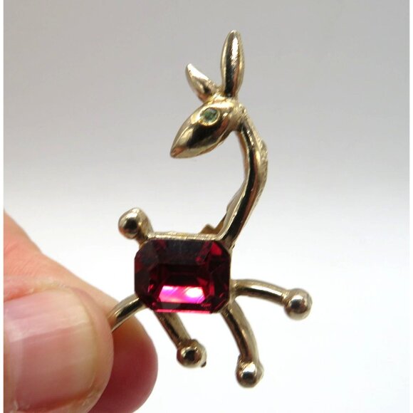 Vintage Reindeer Brooch Gold Red Rhinestone Body Holiday Christmas - Picture 4 of 9
